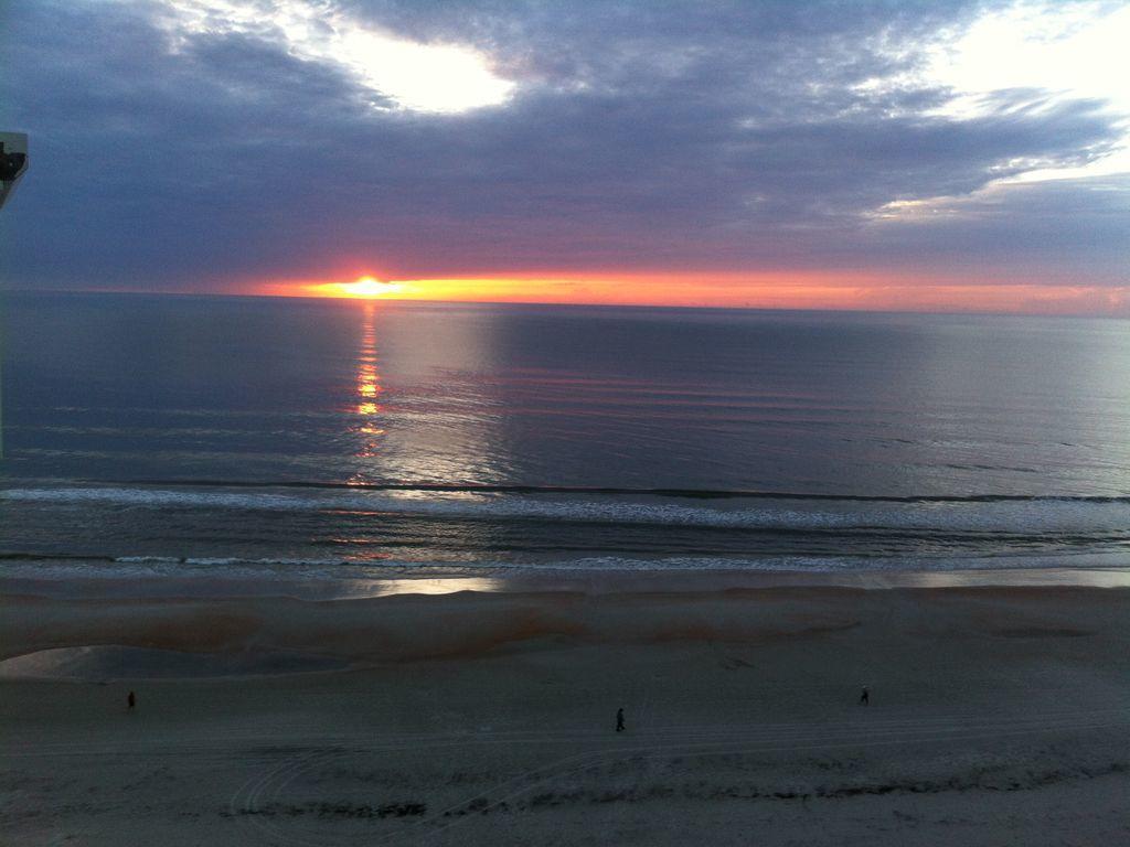 Vacation In Comfort And Luxury 1Br Oceanfront -Wyndham Ocean Walk 703 Daytona Beach Esterno foto